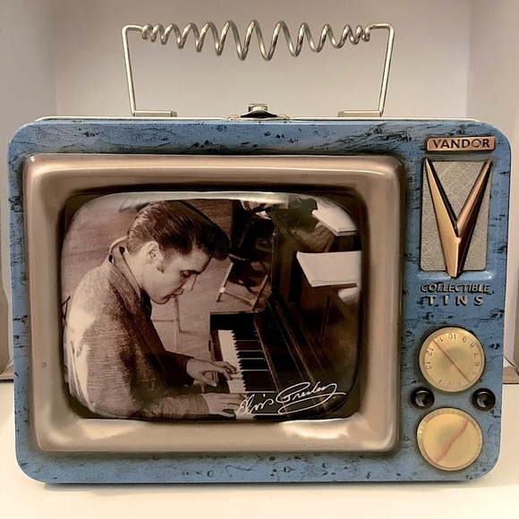 Elvis Lunchbox, Vandor Collectible Tins, ‘Can’t Help Falling In Love’ - Picture 1 of 4